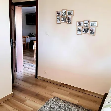 Golasowka منزل للإقامة